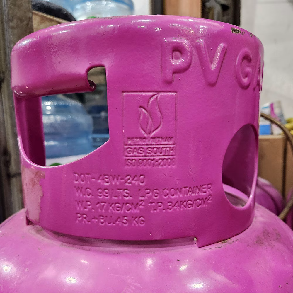 trên tai bình có ghi rõ thông tin, thông số kỹ thuật của bình gas trên tai bình có ghi rõ thông tin, thông số kỹ thuật của bình gas